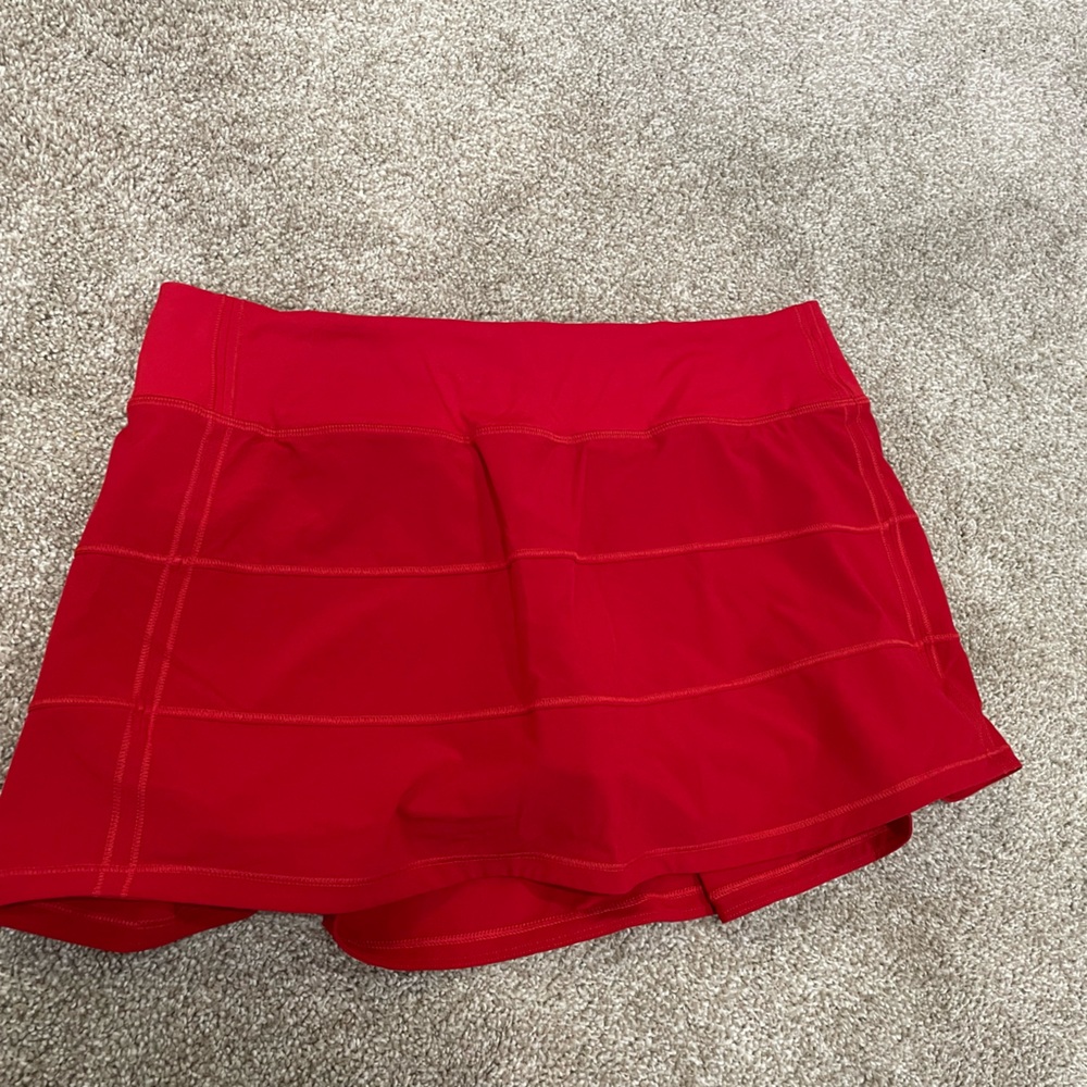 Red lululemon tennis skirt/skort